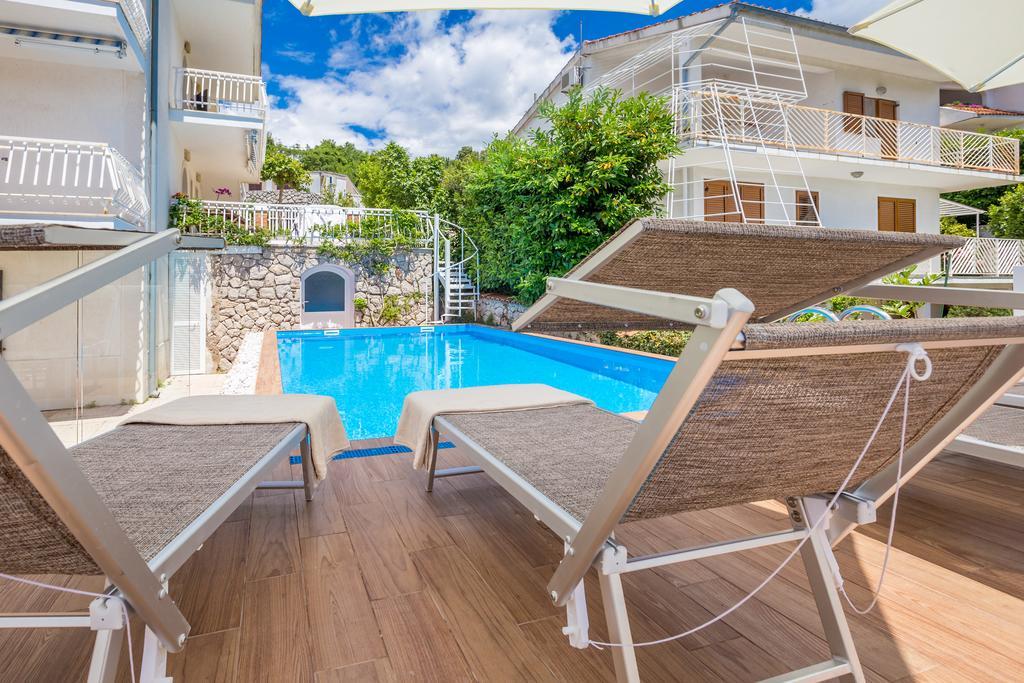 Ava Apartments Omišalj Εξωτερικό φωτογραφία